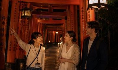 Evening Tour of Fushimi Inari Shrine Lanterns Scenic Views