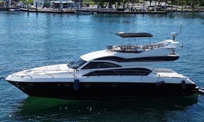Private Luxury Yacht Cruise Through Miami Waterways