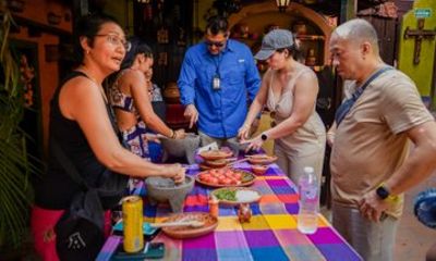 Mazatlan Old Town Highlights with Salsa and Tortilla Making