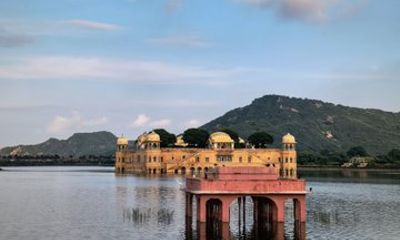 Private Jaipur Full-Day City Tour with Guide and Hotel Pickup