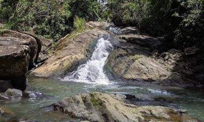 El Yunque Rock Slide and Luquillo Beach Tour