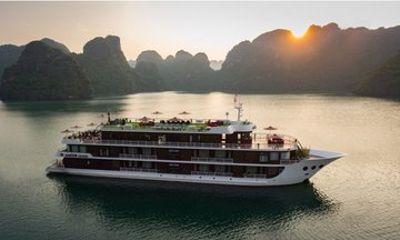Amour 5 Star Luxury Cruise 2 Day Halong and Lan Ha Bay Experience