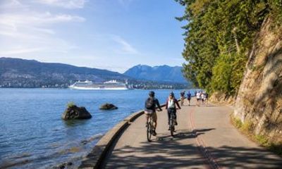 Stanley Park E Bike Tour Vancouver Seawall and Views