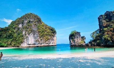Hong islands Speedboat Day Tour with Buffet Lunch