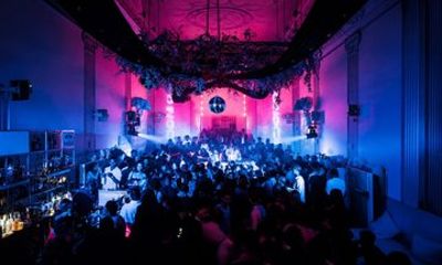 Supperclub Amsterdam Entry Ticket with Unlimited Drinks