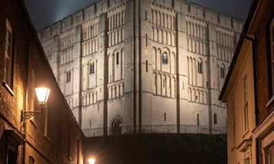 Norwich Ghouls and Gallows Ghost Tour