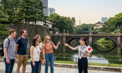 Exterior Guided Walking Tour at Tokyo Imperial Palace