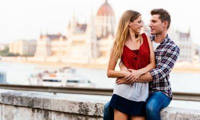 Budapest Parliament and Danube Riverside Photoshoot