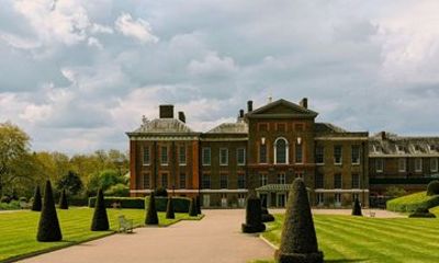 Royal Kensington Gardens Tour & Kensington Palace Entry