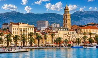 Private Dubrovnik to Split Transfer with Ston and Mostar Stops