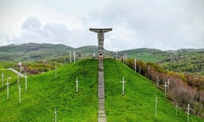Didgori Battle Monument and Mtskheta Group Tour