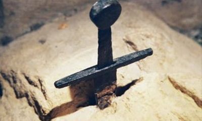 Tuscan Wine Tour and the Legend of the Sword in the Rock