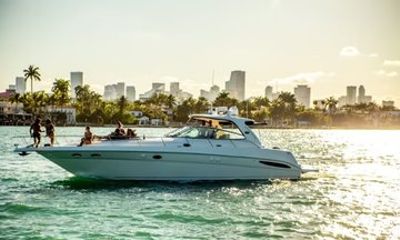 Miami Luxury Yacht Charter for Every Occasion