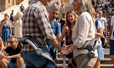 Walk Rome Without Fatigue Exoskeletonq Rental with IA