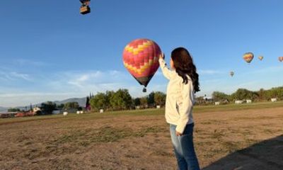 Teotihuacan Sunrise in Hot Air Balloon Collection and Breakfast