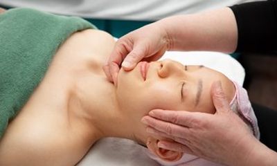 Body Massage and K Beauty Facial in Myeongdong