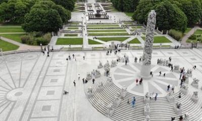 Walk and Discover Oslo Frogner Park