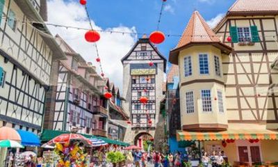 Highlands Journey Colmar Village and Genting Sky Escape Tour