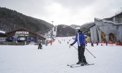 High 1 Ski and Snowboard Day Tour Departure from Seoul