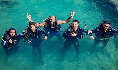 Jeddah Try Scuba Diving experience with Basic Diver Course