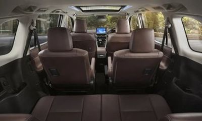 Premium Private Airport Transfer Service in New Delhi