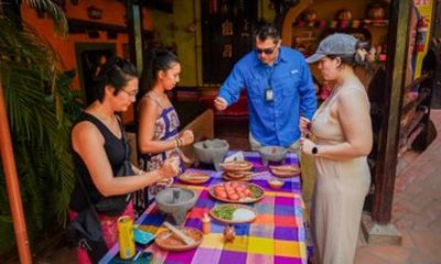 Mazatlan Old Town Highlights + Salsa and Tortillas Private