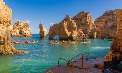 Algarve to Madrid Private Transfer with Up to 2 Stops