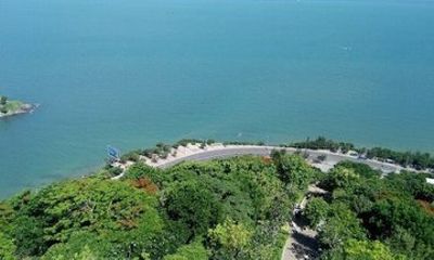 Discover Ho Chi Minh City with 4WD Private Tour