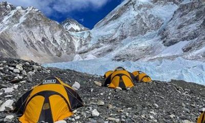 Private Everest Base Camp Helicopter Tour with Overnight Stay