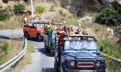 Jeep and Boat Adventure Side