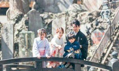 Private Cultural Walking Tour and Photography in Narita
