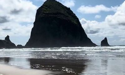 Oregon Coast Full Day Tour Astoria Goonies House and Cannon Beach