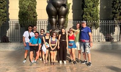 Medellín: Colombia's Best Museum, 10 Places & Empanada Walk