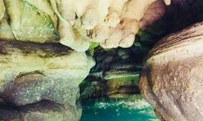 Full Day Private Tour Bimmah Sinkhole Wadi Shab Fins Beach