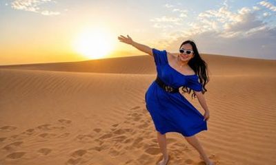Wadi Bani Khalid and Wahiba Sands Sunset Tour