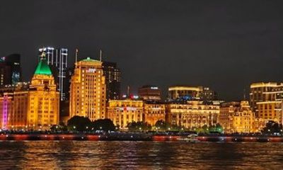 Shanghai City 8-Hour Private Charter with Optional English Guide