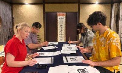 Private Japanese Caligraphy Experience in Kyoto