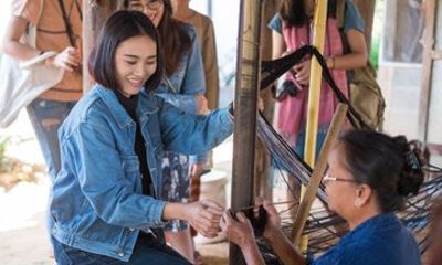 Chiang Mai Local Life Tour: Eco-Farm, Cooking Class and Weaving