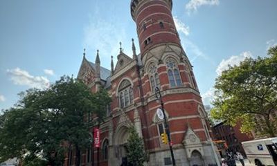 NYC Haunted History and Ghost Tour with Pizza