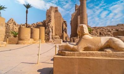 Private Luxor City Tour Karnak Valley of the Kings and Felucca