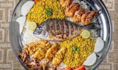 Private Abra Ride with Emirati Seafood Tray
