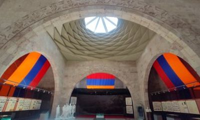 Sardarapat Memorial and Ejmiatsin Cathedral Private Tour
