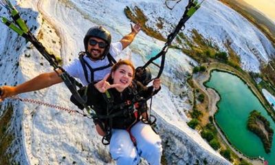 Tandem Paragliding Adventure Over Pamukkale