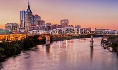 Nashville by Night Private Luxury Sightseeing Tour