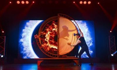 Niagara Adventure Theater and Greg Frewin Magic Combo Ticket