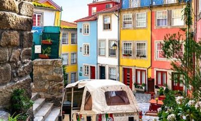 Porto: Tuk Tuk Tour - Historic Center and Gaia