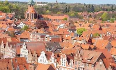 Hello Lüneburg: Private 2-Hour Intro City Walk with Local Guide