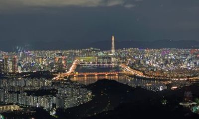 Seoul Classic Tour Market Views and Local Cuisine