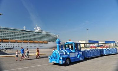 Piraeus City Tour: 1-Day Hop On Hop Off Mini Train Ticket