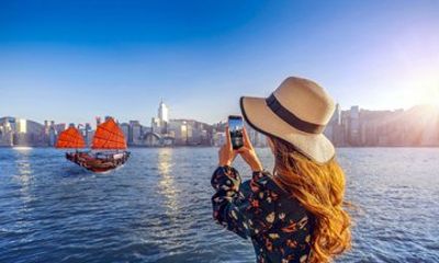 Hong Kong Walking Tour with Audio Guide on your Smartphone